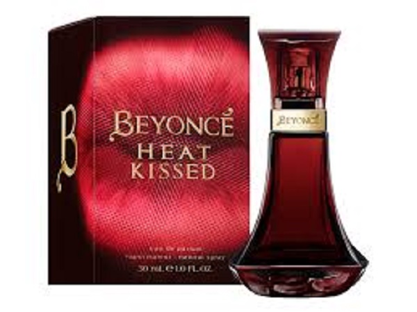 2767-beyonce-heat-kissed